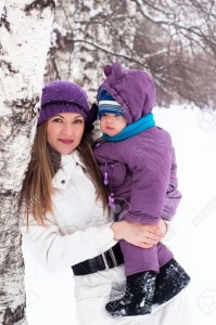 8684629-winter-s-day-a-happy-family-mom-and-baby-snow-park-walk
